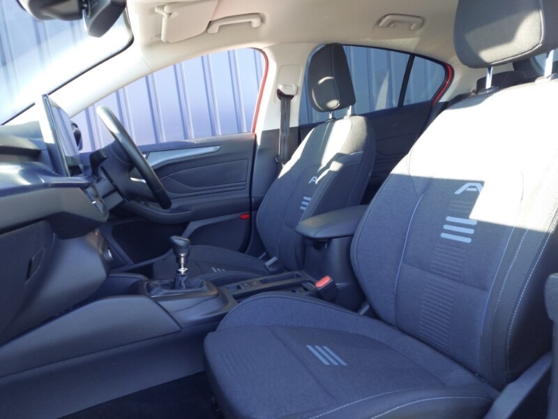 Used Ford Focus 2023 for sale - 77948872: Photo 5