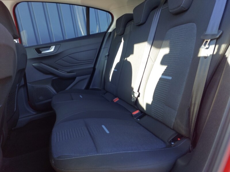 Used Ford Focus 2023 for sale - 77948872: Photo 6