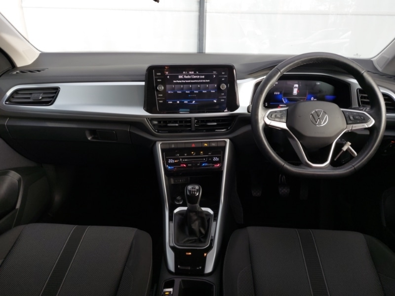 Used Volkswagen T-Roc 2022 for sale - 77126931: Photo 2