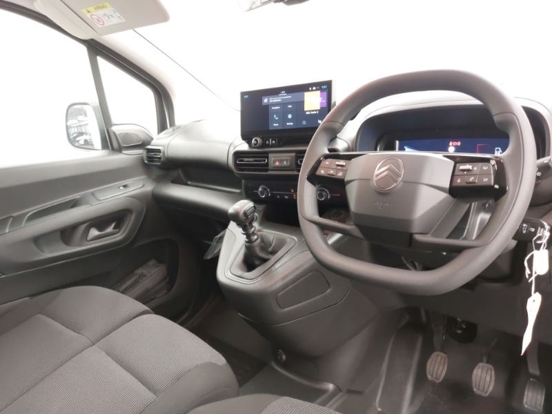 Used Citroen Berlingo 2024 for sale - 76451597: Photo 2