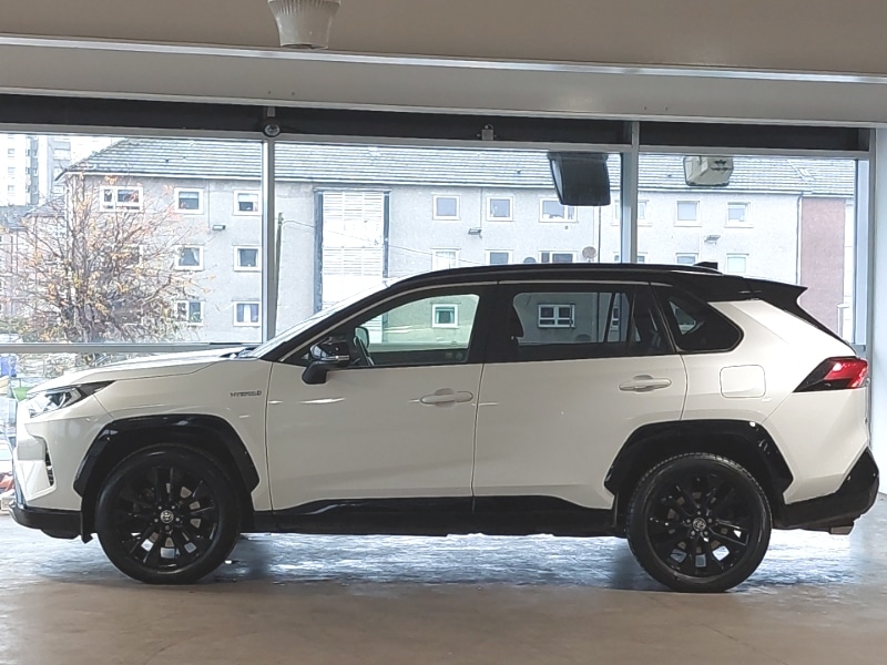 Used Toyota RAV4 2021 for sale - 76560764: Photo 4