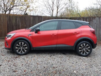 Used Renault Captur 2021 for sale - 76778596: Photo