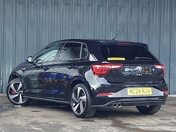 Used Volkswagen Polo 2024 for sale - 76392629: Photo