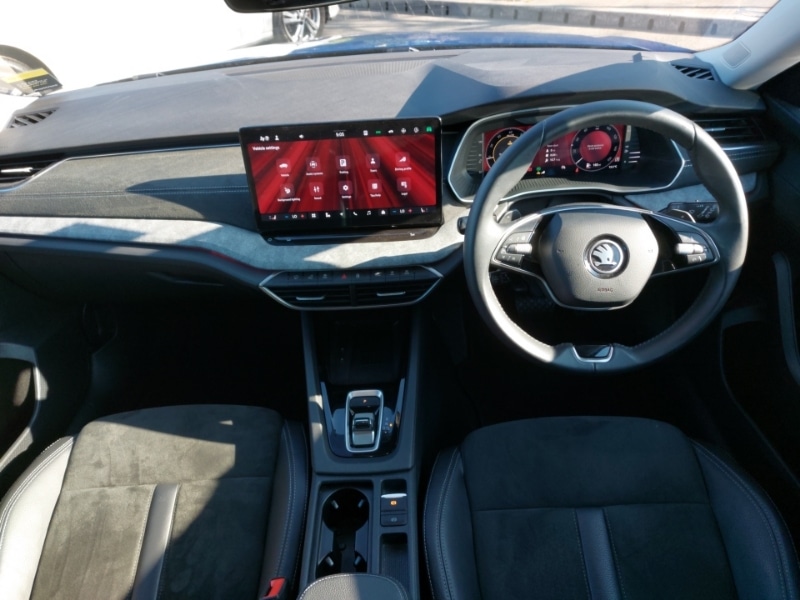 Used Skoda Octavia 2024 for sale - 77985866: Photo 2