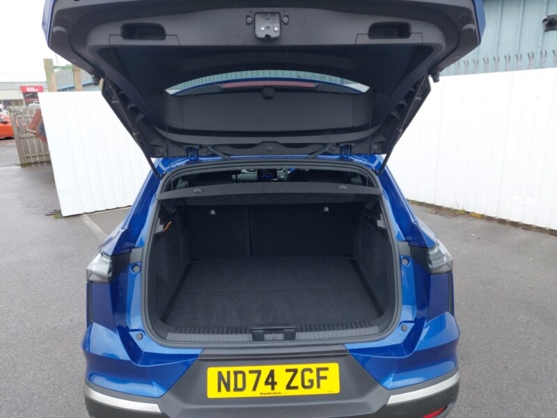 Used Renault Other 2025 for sale - 77949944: Photo 8