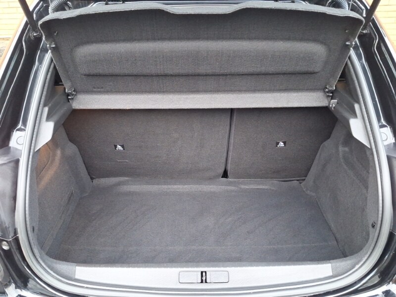 Used Peugeot 208 2022 for sale - 77087110: Photo 8