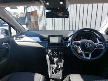 Used Renault Captur 2023 for sale - 78439322: Photo