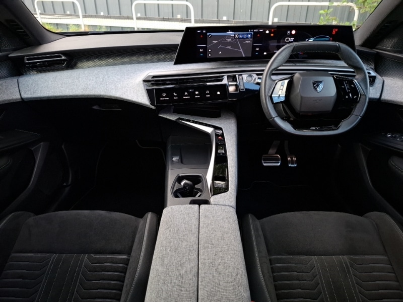 Used Peugeot 3008 2024 for sale - 76861177: Photo 2