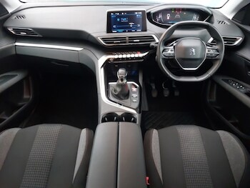 Used Peugeot 5008 2021 for sale - 77732076: Photo