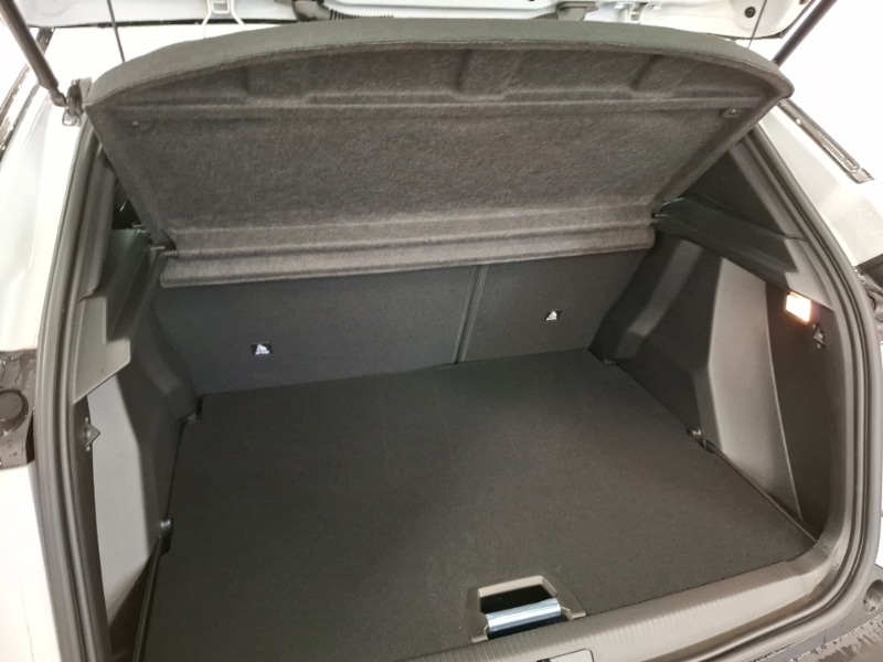 Used Peugeot 2008 2025 for sale - 76885882: Photo 8