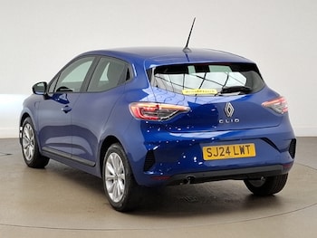 Used Renault Clio 2024 for sale - 78114284: Photo