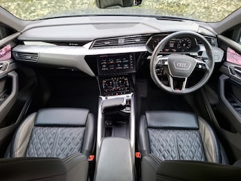 Used Audi e-tron 2022 for sale - 78355919: Photo