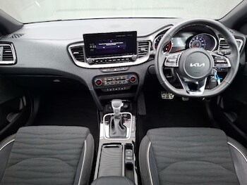 Used Kia Ceed 2025 for sale - 78945796: Photo