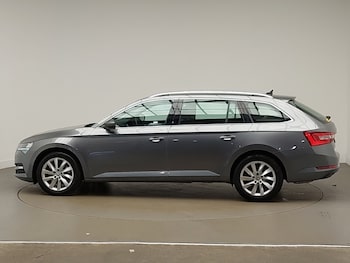 Used Skoda Superb 2023 for sale - 77544898: Photo