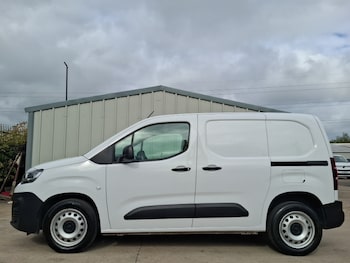 Used Citroen Berlingo 2024 for sale - 78490755: Photo