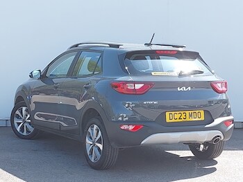 Used Kia Stonic 2023 for sale - 78328227: Photo