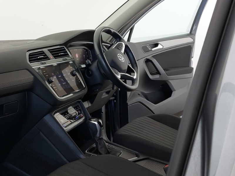 Used Volkswagen Tiguan Allspace 2023 for sale - 77933845: Photo 11