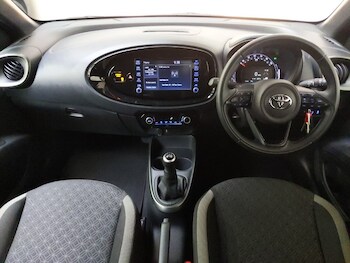 Used Toyota Aygo X 2023 for sale - 76456499: Photo