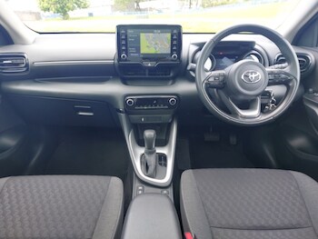 Used Toyota Yaris 2023 for sale - 78660607: Photo
