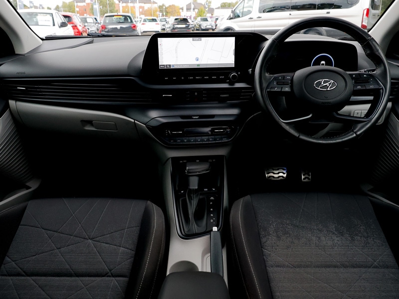 Used Hyundai BAYON 2023 for sale - 77875981: Photo 2