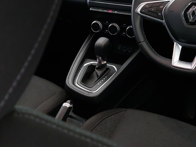 Used Renault Clio 2022 for sale - 77797667: Photo 11