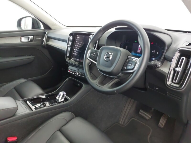Used Volvo XC40 2024 for sale - 77339046: Photo 11