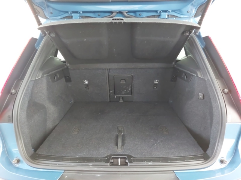 Used Volvo XC40 2024 for sale - 77339046: Photo 8