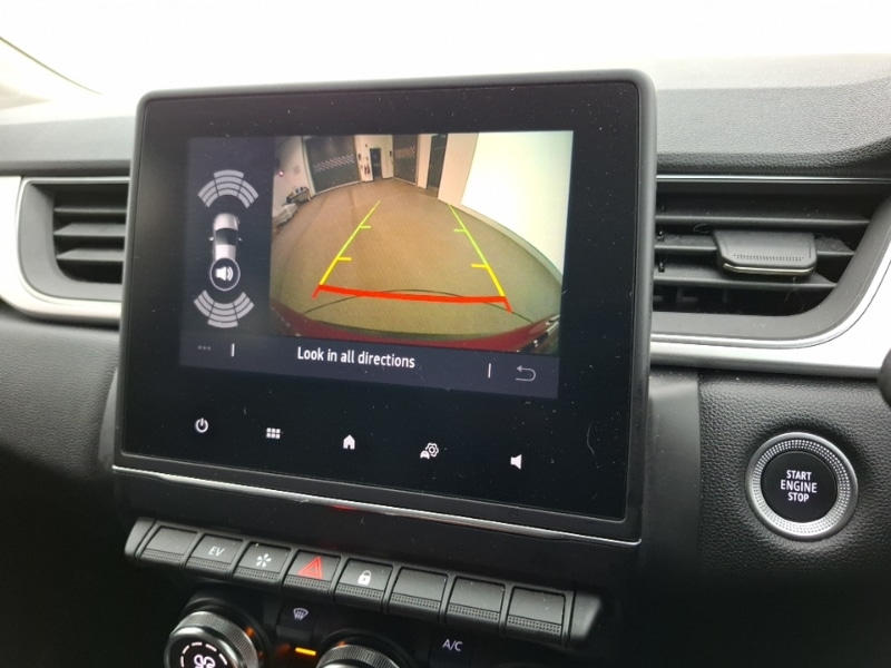 Used Renault Captur 2023 for sale - 77955924: Photo 11