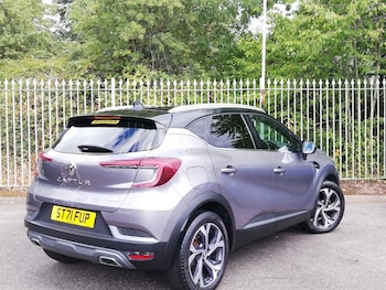 Used Renault Captur 2021 for sale - 79447021: Photo