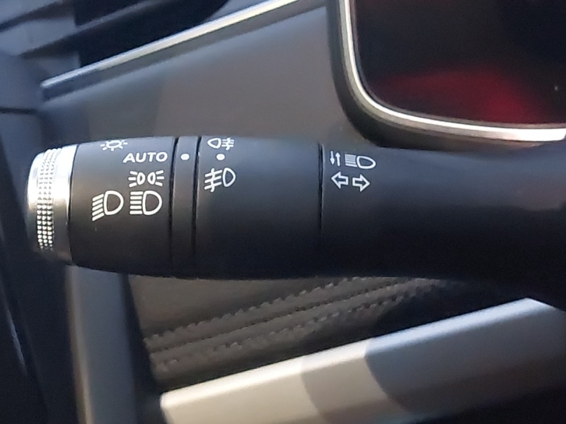 Used Renault Zoe 2022 for sale - 77923823: Photo 12