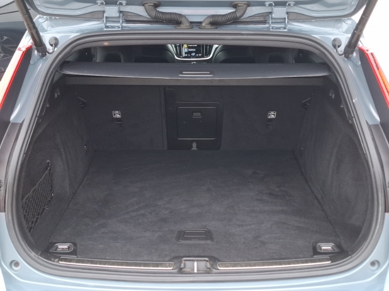 Used Volvo V60 2022 for sale - 77816956: Photo 8