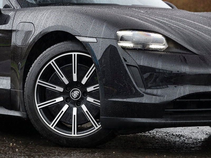 Used Porsche Taycan 2023 for sale - 77142548: Photo 9