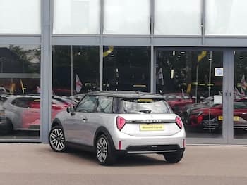 Used MINI Cooper 2025 for sale - 79623870: Photo