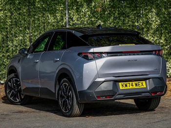 Used Peugeot 3008 2024 for sale - 76833301: Photo