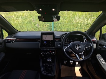 Used Renault Clio 2023 for sale - 76511369: Photo