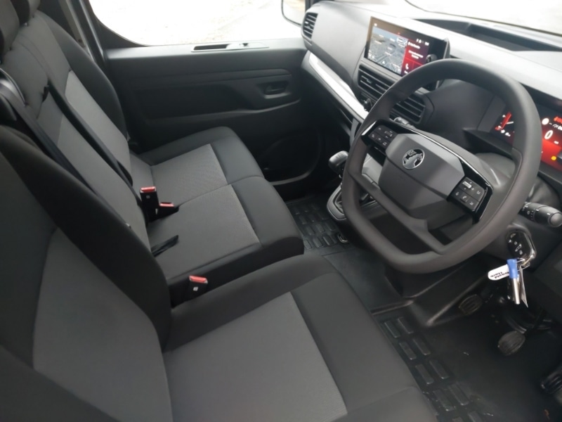 Used Vauxhall Vivaro 2024 for sale - 77142392: Photo 2