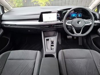 Used Volkswagen Golf 2021 for sale - 79549577: Photo