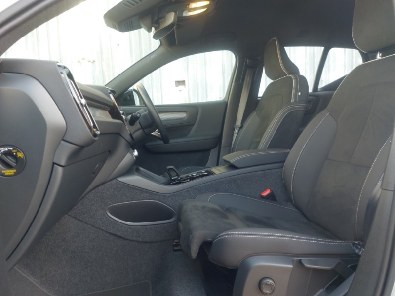 Used Volvo XC40 2024 for sale - 77449066: Photo 5