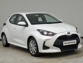 Used Toyota Yaris 2023 for sale - 79393292: Photo