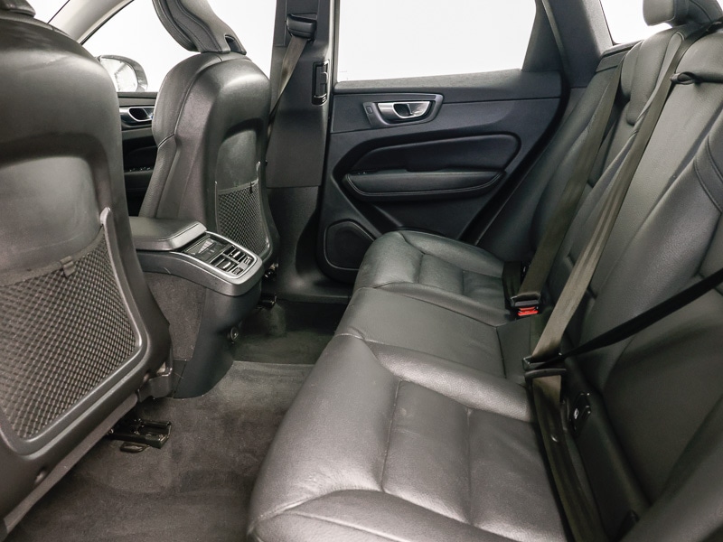 Used Volvo XC60 2023 for sale - 77101543: Photo 6