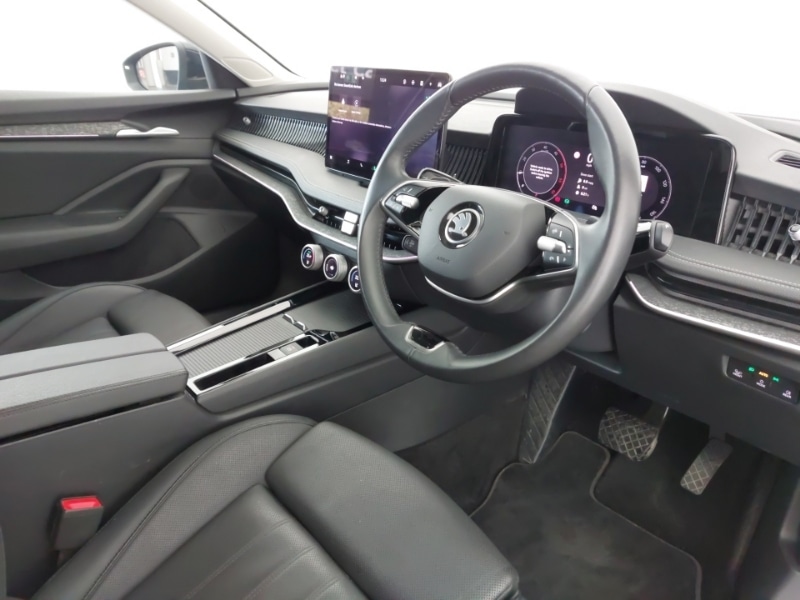 Used Skoda Superb 2024 for sale - 76695306: Photo 11