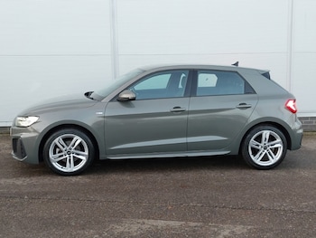 Used Audi A1 2022 for sale - 77035447: Photo