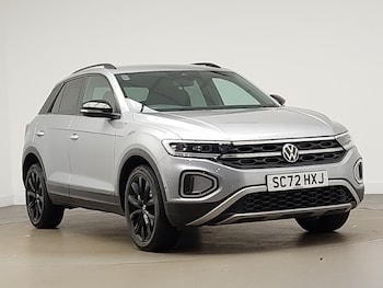 Used Volkswagen T-Roc 2023 for sale - 77690408: Photo