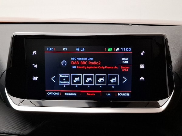Used Peugeot 2008 2022 for sale - 76248829: Photo 10