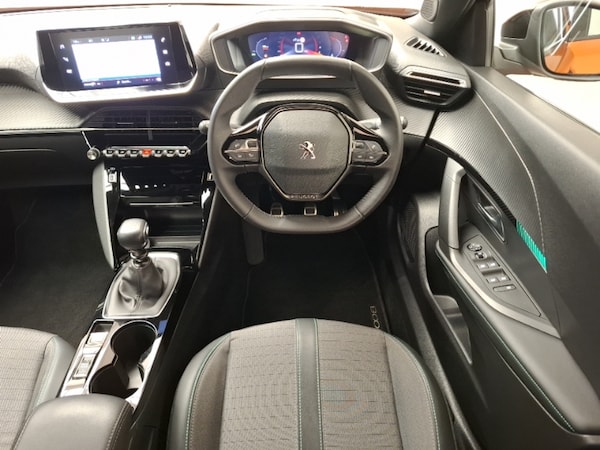 Used Peugeot 2008 2022 for sale - 76248829: Photo 7