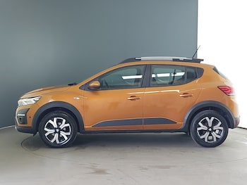 Used Dacia Sandero Stepway 2022 for sale - 77717623: Photo