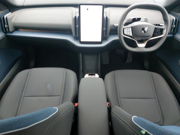 Used Volvo EX30 2025 for sale - 76265018: Photo 2
