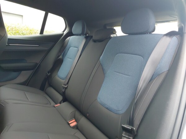 Used Volvo EX30 2025 for sale - 76265018: Photo 6