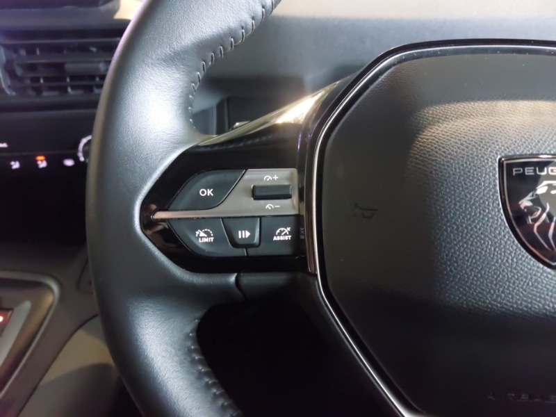 Used Peugeot Rifter 2025 for sale - 77842081: Photo 10