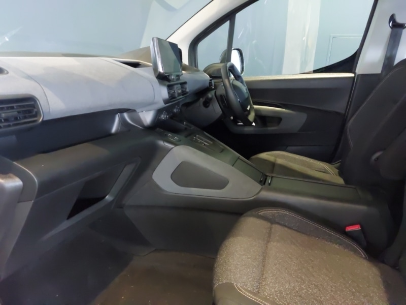 Used Peugeot Rifter 2025 for sale - 77842081: Photo 5